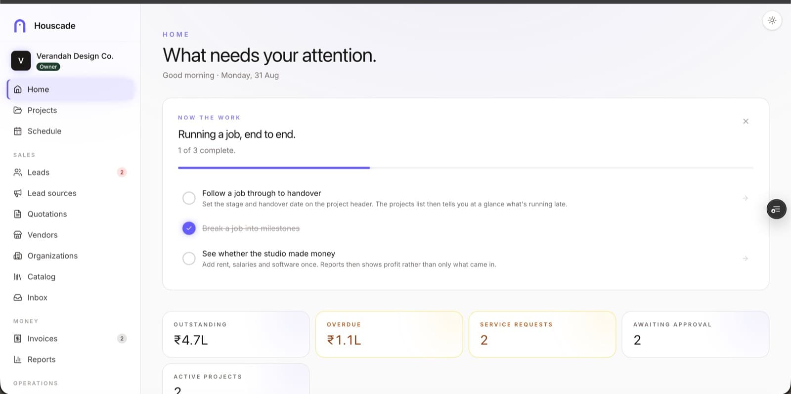 Houscade dashboard — outstanding, overdue and cash received at a glance